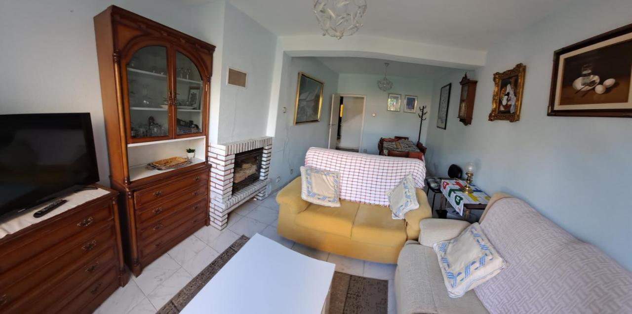 Castrillo de la Vega Casa Con Jardin A 5' De Aranda De Dueroヴィラ エクステリア 写真